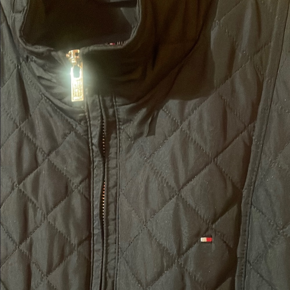 Tommy Hilfiger Navy Quilted Vest - Picture 4 of 5